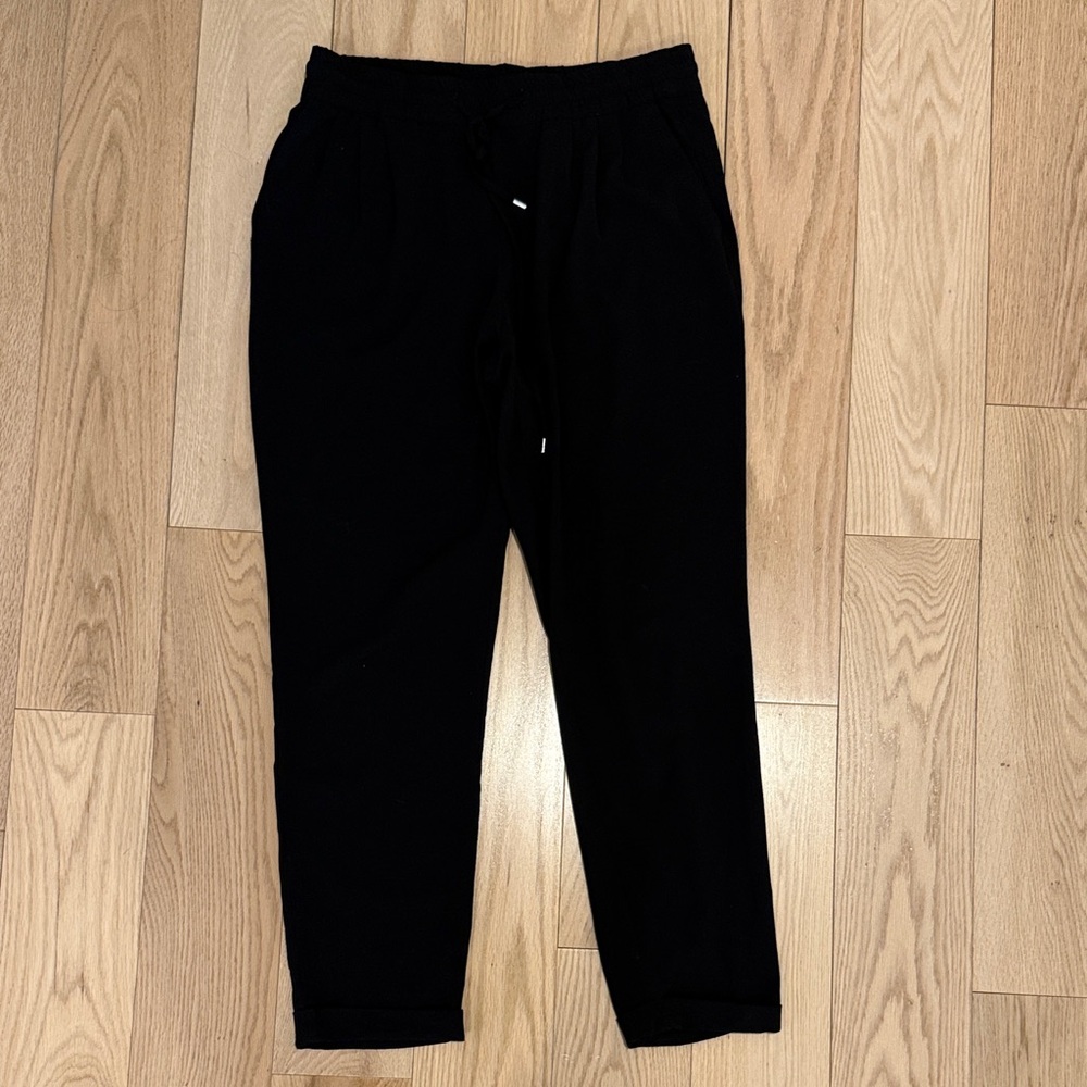 Zara Women’s Black Lightweight Pants